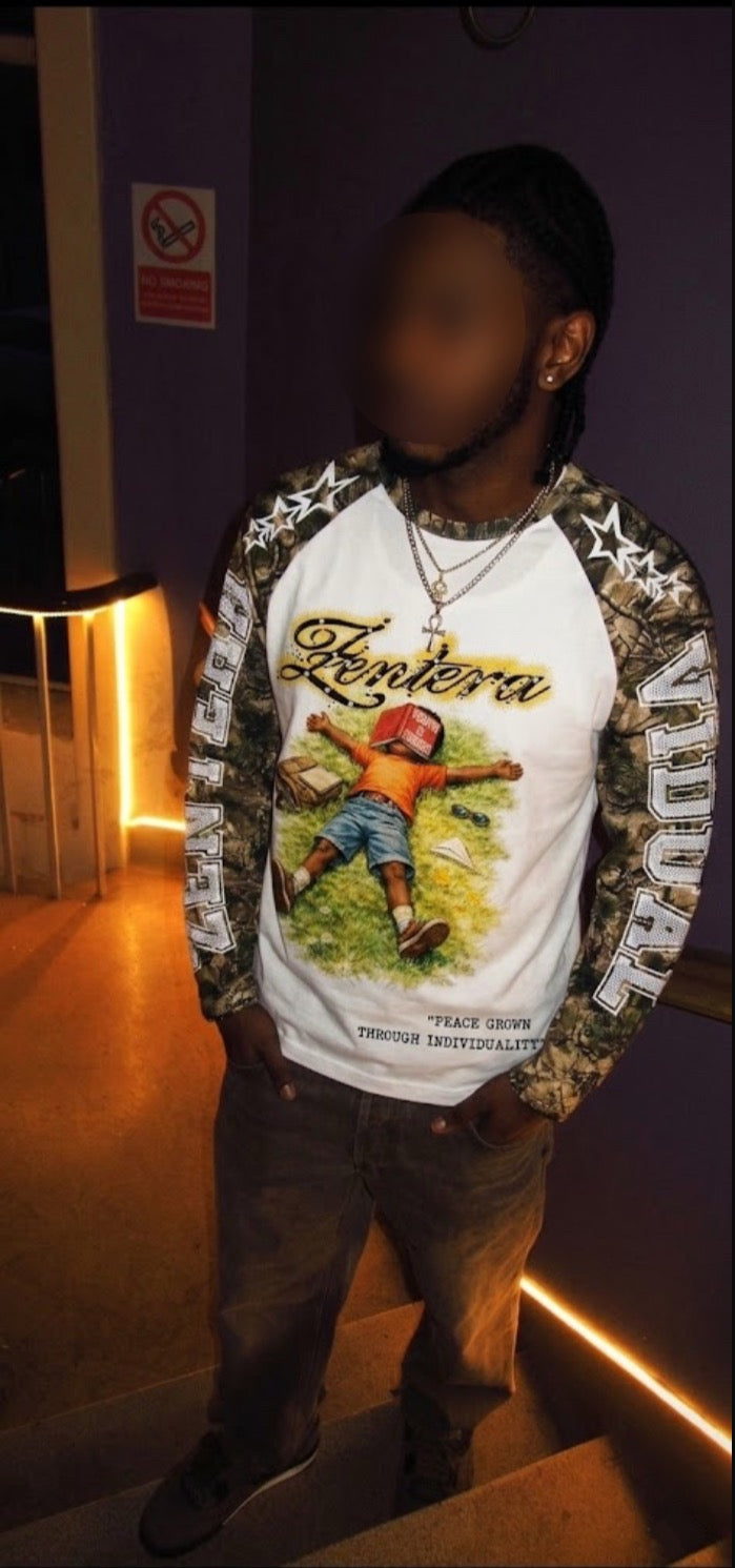 "YOUTH IS STRENGTH” LONGSLEEVE