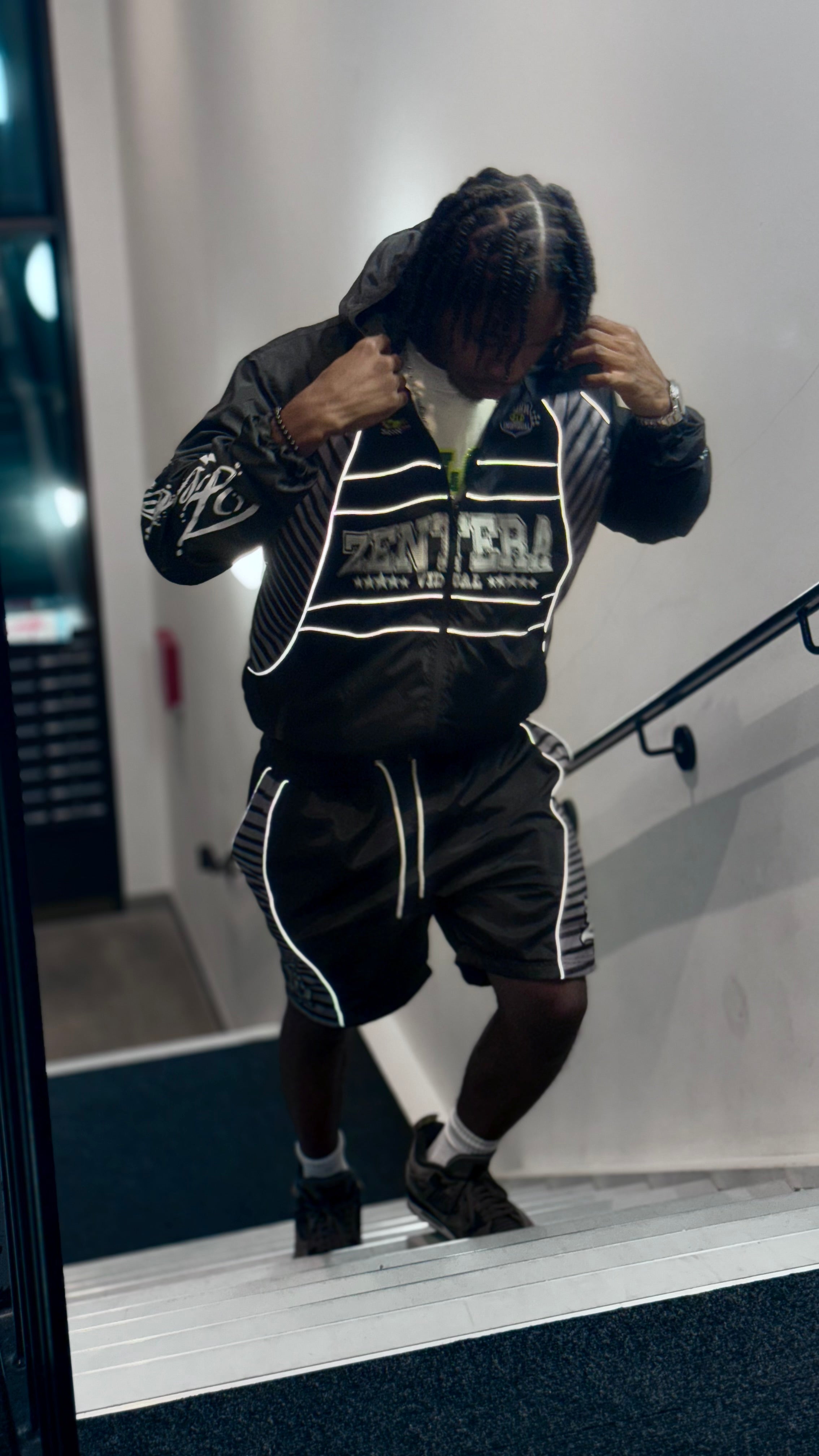 OBSIDIAN WINDBREAKER SET